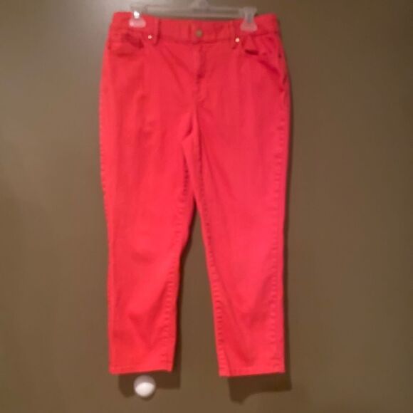 Chico’s Platinum Cropped Pants - Picture 2 of 14